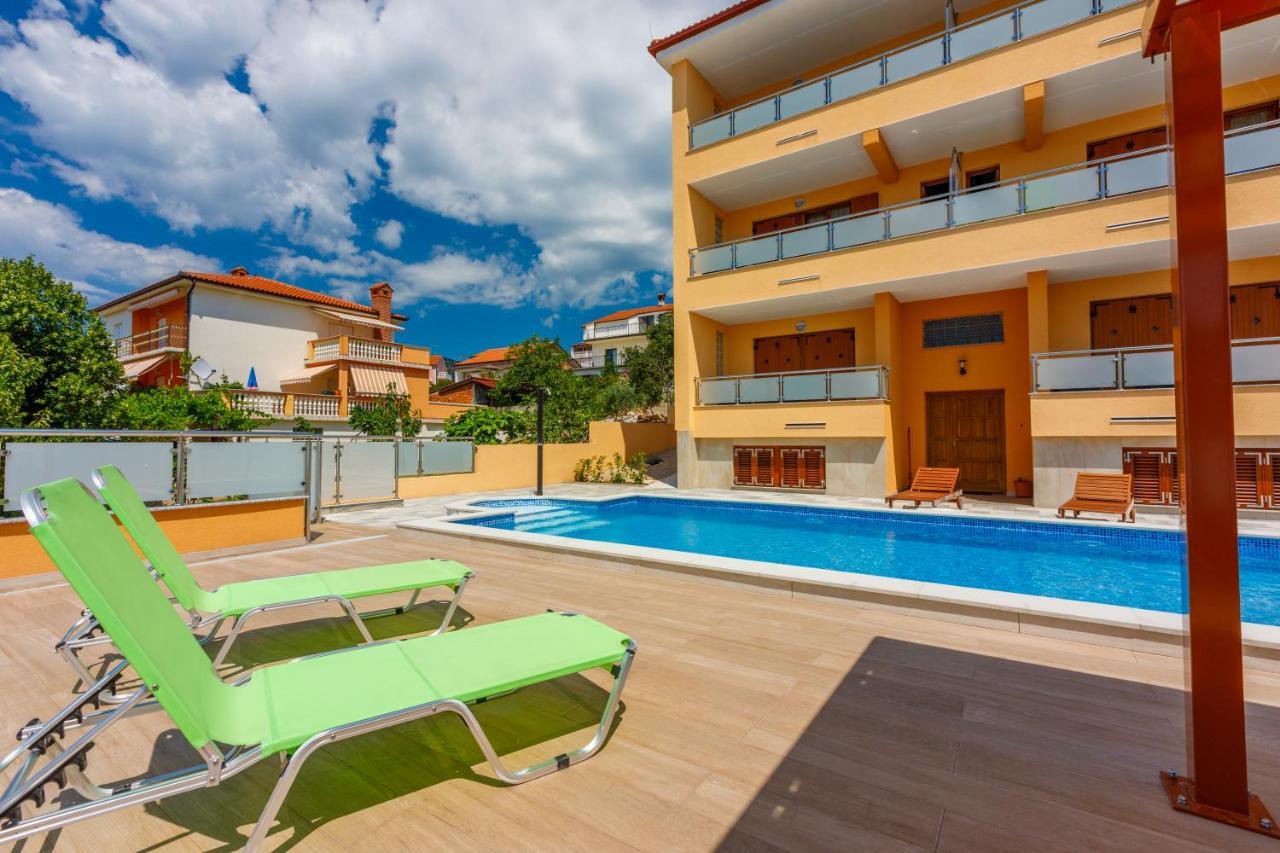 House View Apartamento Novi Vinodolski Exterior foto